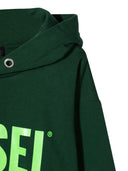 Logo Diesel Kids nad Felpą