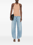 Geschlossener Rennfahrer