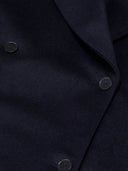 Abrigo de lana cerrado