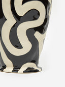 Hay Jessica Hans Shadow Vase sort og hvid