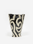 Hay Jessica Hans Shadow Vase sort og hvid