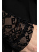 Effetto sovrapposto alla maglietta Givenchy