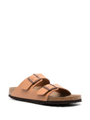 Il s'agit d'une liste des espèces du genre Birkenstock.