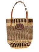 فالنتينو جارافاني للتسوق Valentino Garavani Vlogo Signature