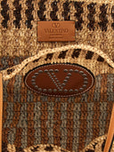 فالنتينو جارافاني للتسوق Valentino Garavani Vlogo Signature