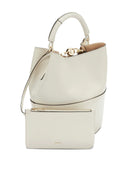 I'm Nergens heen gaan.