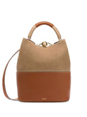 Nigdzie się nie wybieram.