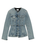 Nigdzie się nie wybieram.