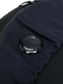 나'm 아무데도 가지 않습니다.