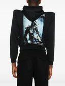 " Sweat à capuche zippé ajusté aux épaules Vetements Cof Cut Up Extreme " C'est la première fois que je vois cela.