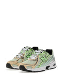 New Balance 740