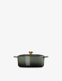 Der Creuset ist ein oval geformtes, 31 cm lang,