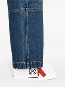 Fuera de zapatillas blancas nuevas y bajas vulcanizadas