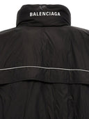 Balenciaga 'avvolgono' parka