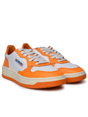 Sneaker arancione "medaglia" di auttrie