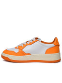 Sneaker arancione "medaglia" di auttrie