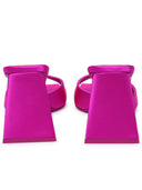 Attico 'Devon 8' Fuchsia satijnen sandalen