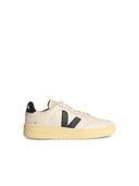 Veja 'V 90' White Lear Sneakers