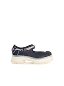 Ugg '는 Mary Jane'Black Lear 운동화입니다