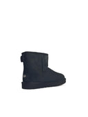 Ugg '클래식 미니'블랙 스웨이드 부츠