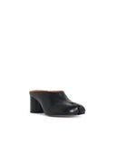Maison Margiela Mules 'Tabi Décolleté' In Nappa Nera