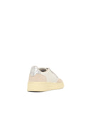 Autry 'Medalist Low' hvid og sølv Lear sneakers