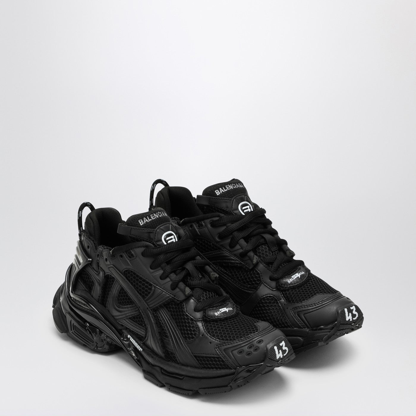 Balenciaga Low Runner Black Trainer – Balardi