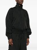 Y 3 W Ps En La Blusa