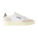 Medalist Low Sneakers Autry Leather White