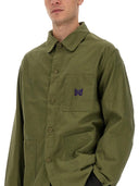 Camisa de agujas con bordado del logotipo