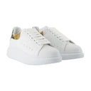 Överdimensionerade sneakers Alexander McQueen lädervitt