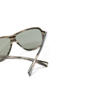 O occhiali da sole pilota di Saint Laurent SL 609