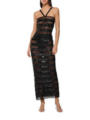 Osereeは縞模様のドレスを並べました