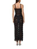 Osereeは縞模様のドレスを並べました