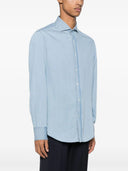 Camicia Brunello Cucinelli con largo colletto