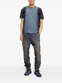 Diesel t ajuste Q2 Camisa Características de la camiseta de algodón negro logotipo de tejido de tejido de algodón en el efecto de gradiente de pecho