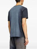 Diesel t ajuste Q2 Camisa Características de la camiseta de algodón negro logotipo de tejido de tejido de algodón en el efecto de gradiente de pecho