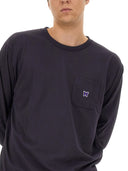 Camiseta de agujas con logotipo