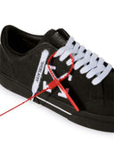 Al di fuori delle nuove sneaker vulcanizzate bianche