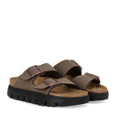 Sandalia Birkenstock Arizona de moca gruesa