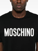 Camiseta moschino con estampado