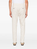 Zwiedź nad Pences Pants