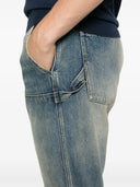 高度锥形牛仔裤