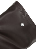 L'Attico 95 mm au-dessus des bottes du genou