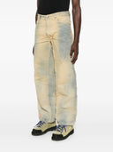 PDF -Jeans mit hellen Einsätzen