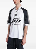 Off-White-T-Shirt mit V-Ausschnitt und Logo-Print