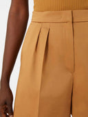 Max Mara Stretch-Baumwollsatin-Shorts Erde