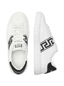 Versace Sneakers mit Greca-Stickerei