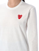 Comme des Garcons jouent des t-shirts et des polos blancs