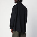 قميص ديستين باللون الرمادي الفحمي من الصوف والكشمير